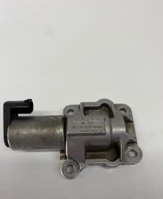 Volvo V70 Camshaft vanos timing valve 8670422 0605020223 134711602