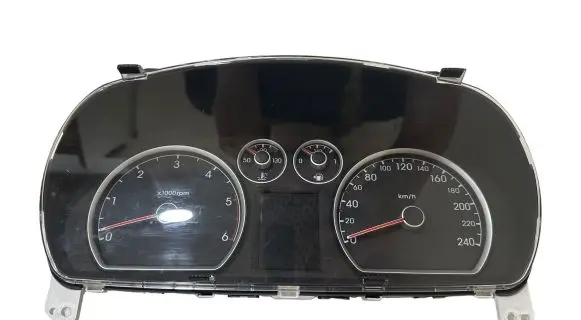Hyundai i30 Speedometer (instrument cluster) 940332R600 11001770001U