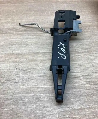 Ford Mondeo Mk III Front door lock 1S71F224A96AB