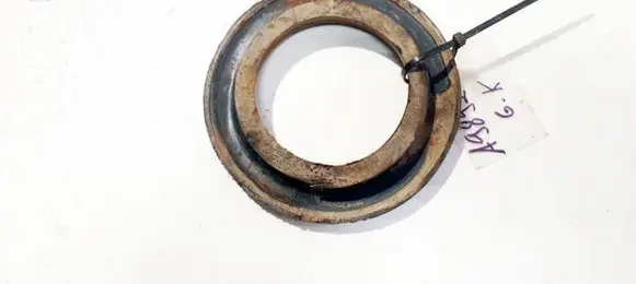 Mitsubishi Grandis Front coil spring rubber mount mb663324
