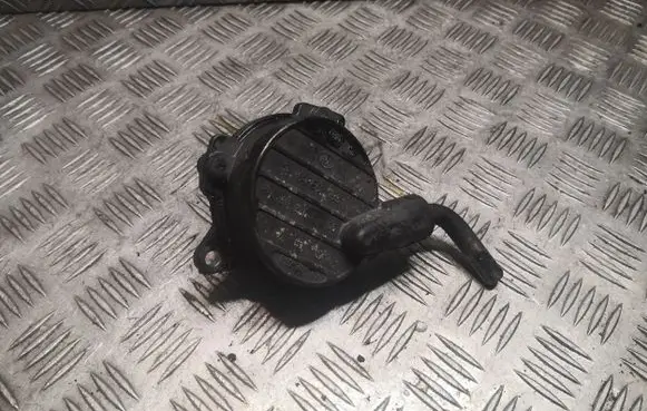 Mercedes-Benz CLK A209 C209 Vacuum pump 6112300065 A6112300065