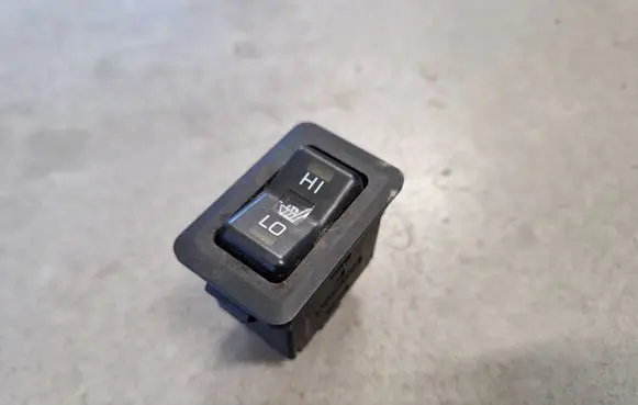 Mitsubishi L200 Seat heating switch 