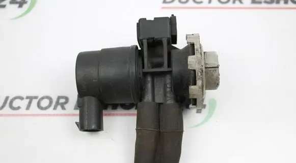 Jeep Cherokee Other engine bay part 52128550AA