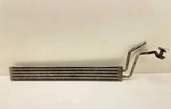 Audi Q7 4L Power steering radiator 7L8422885A H9191000