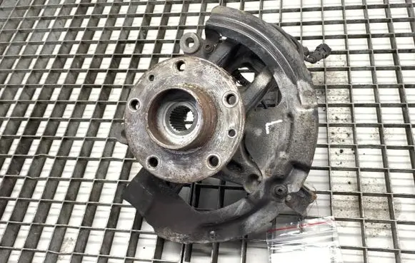 Renault Megane IV Front wheel hub spindle knuckle