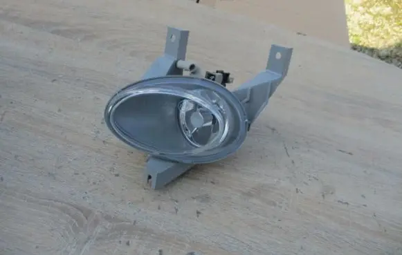 Opel Tigra A Front fog light 90510458