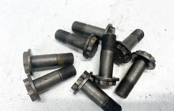 Honda CR-V Nuts/bolts 
