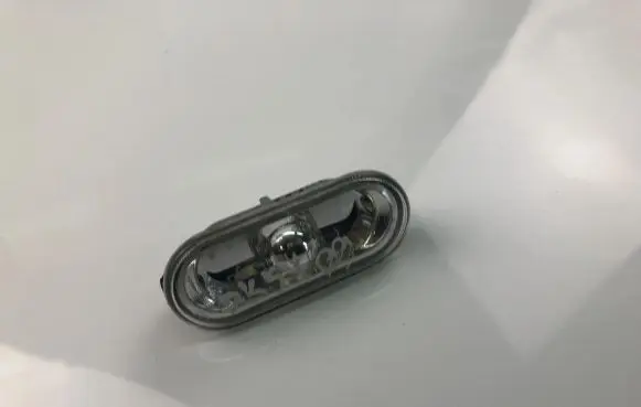 Volkswagen Sharan Front fender indicator light 1J0949117