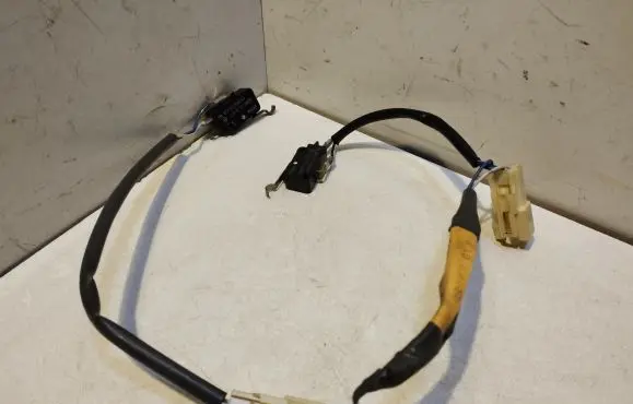 Toyota Yaris Sensor D2MV01L131C3 2464607630