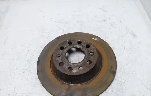 Volkswagen PASSAT B7 Rear brake disc