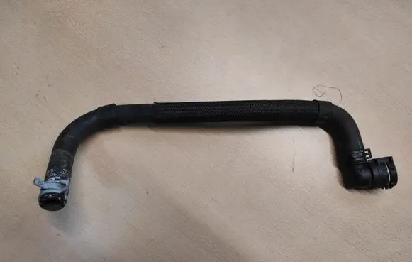 Cadillac SRX Engine coolant pipe/hose 15928523