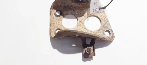 Audi A3 S3 8L Engine mounting bracket
