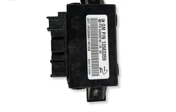 Opel Meriva B Seat heating relay 13583359 ER33598A11481638 5DS933782