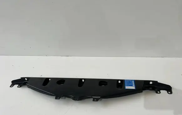 BMW 5 F10 F11 Top upper radiator support slam panel 18885210