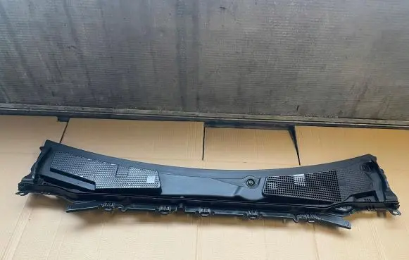 Mercedes-Benz A W177 Wiper trim 1778300000