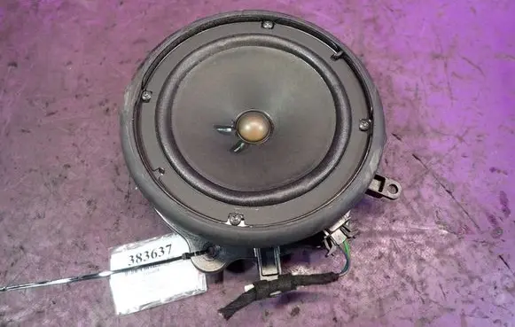Audi A4 S4 B6 8E 8H Front door speaker 8E0035411A