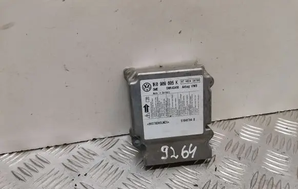 Skoda Octavia Mk2 (1Z) Airbag control unit/module 1K0909605K