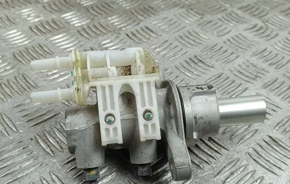 Jeep Compass Master brake cylinder