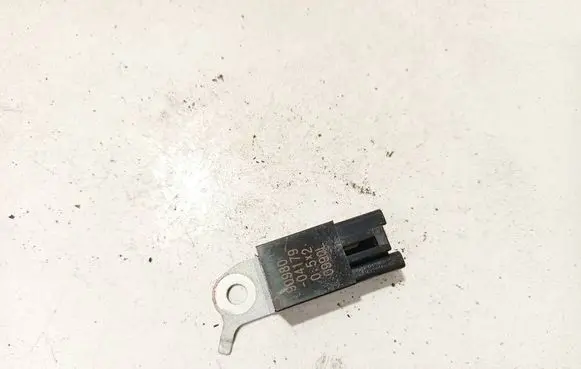 Toyota Avensis T270 Other relay 9098004179