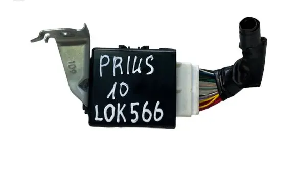 Toyota Prius (XW30) Window wiper relay 8594047020
