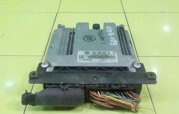 Volkswagen Tiguan Engine control unit/module 03L906022AA