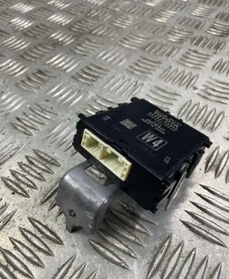 Toyota RAV 4 (XA50) Window wiper relay 2360000030