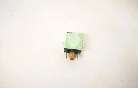 BMW 5 E39 Other relay 61368373700 61.36-8373700