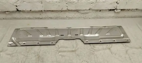 Mercedes-Benz AMG GT R190 C190 Trunk separation A1976460430