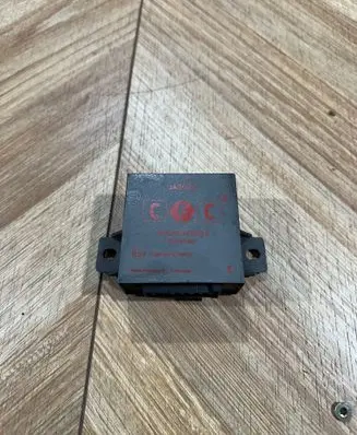Mercedes-Benz E W211 Tow bar trailer control unit/module 52041502 10R02114901