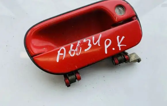 Hyundai Lantra I Front door exterior handle
