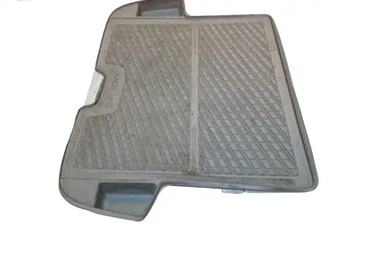 Trunk/boot mat liner