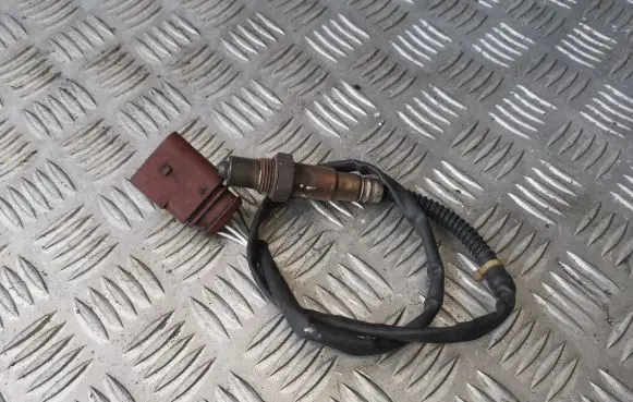 Audi A4 S4 B6 8E 8H Lambda probe sensor 0258006305 0258006306 058906265C