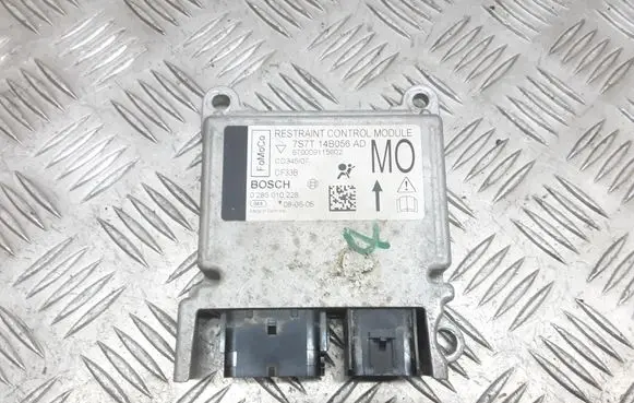 Ford Mondeo MK IV Airbag control unit/module 0285010228 7S7T14B056AD
