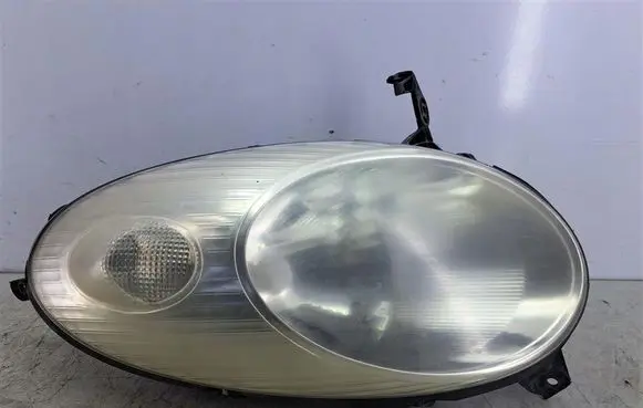 Nissan Micra Headlight/headlamp 26060AX700