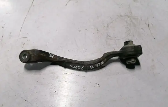 Front lower control arm/wishbone