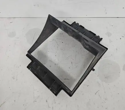 Mercedes-Benz C AMG W205 Brake cooling air channel/duct A2055052830