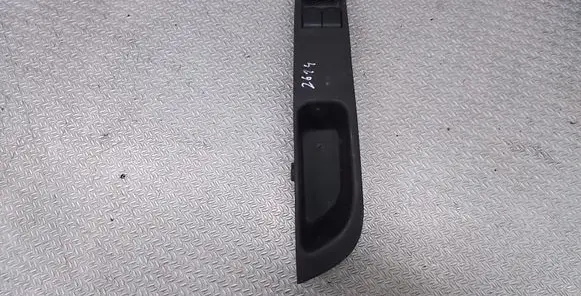 Nissan Micra Electric window control switch