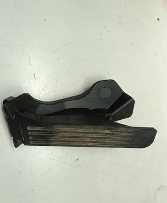 Volkswagen Tiguan Accelerator throttle pedal 1K1721503S 021210 6510100102