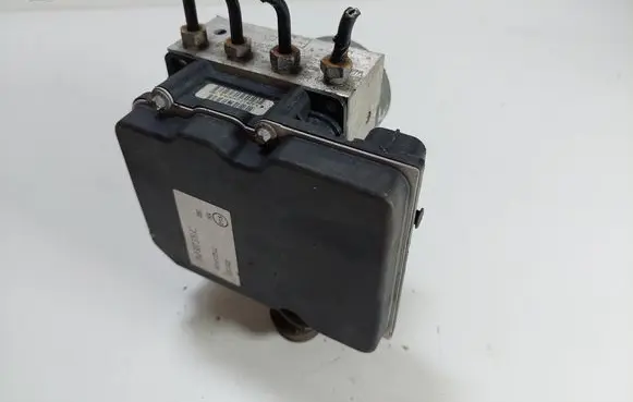 Audi A4 S4 B8 8K ABS Pump 8K0907379AC