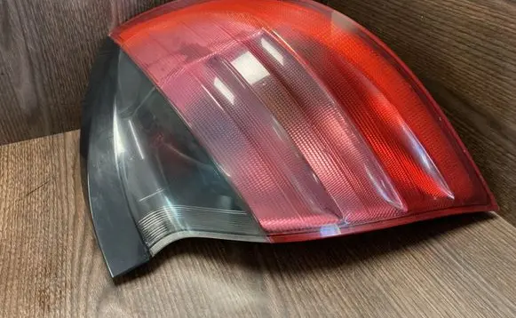 Mercedes-Benz C W203 Rear/tail lights 2038200664