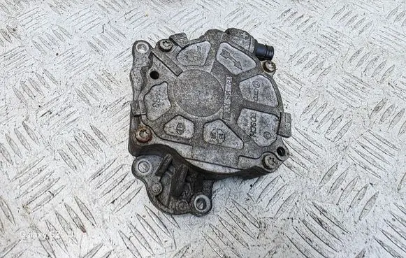 Seat Ibiza IV (6J,6P) Vacuum pump 03L145100