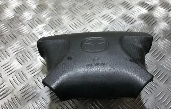 Mazda 626 Steering wheel airbag ge4t57k00