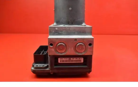 BMW 5 F10 F11 ABS Pump 6851374