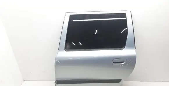 Volvo V70 Rear door 