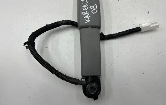 KIA Carens II Front seatbelt buckle 06102713