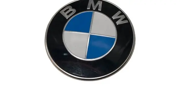 BMW 1 F20 F21 Manufacturer badge logo/emblem 821923705