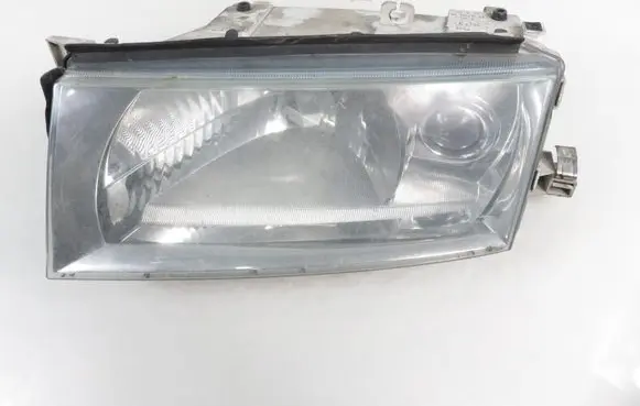 Skoda Octavia Mk1 (1U) Headlight/headlamp