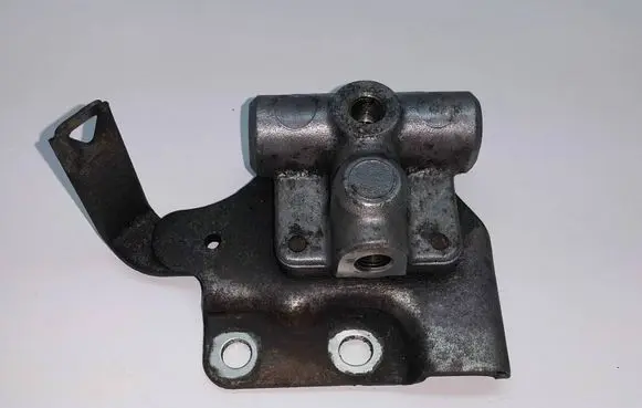 Toyota Corolla Verso E121 Brake power pressure regulator 3149612020