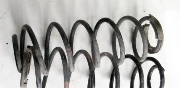 Mitsubishi Space Star Rear coil spring