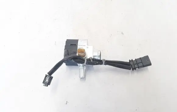 Volvo XC90 Valve 31493452
